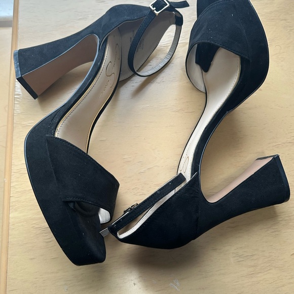 Jessica Simpson Black Platform Heels - Picture 6 of 15